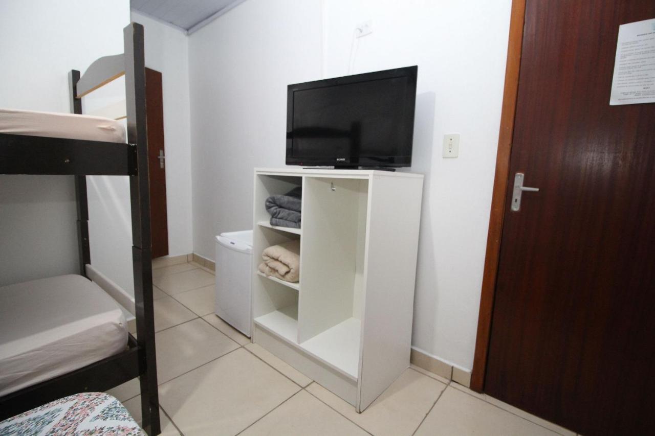 Pousada Praia Da Fortaleza 450 Metros Do Parque Beto Carrero Com Cafe Da Manha 佩尼亚 外观 照片