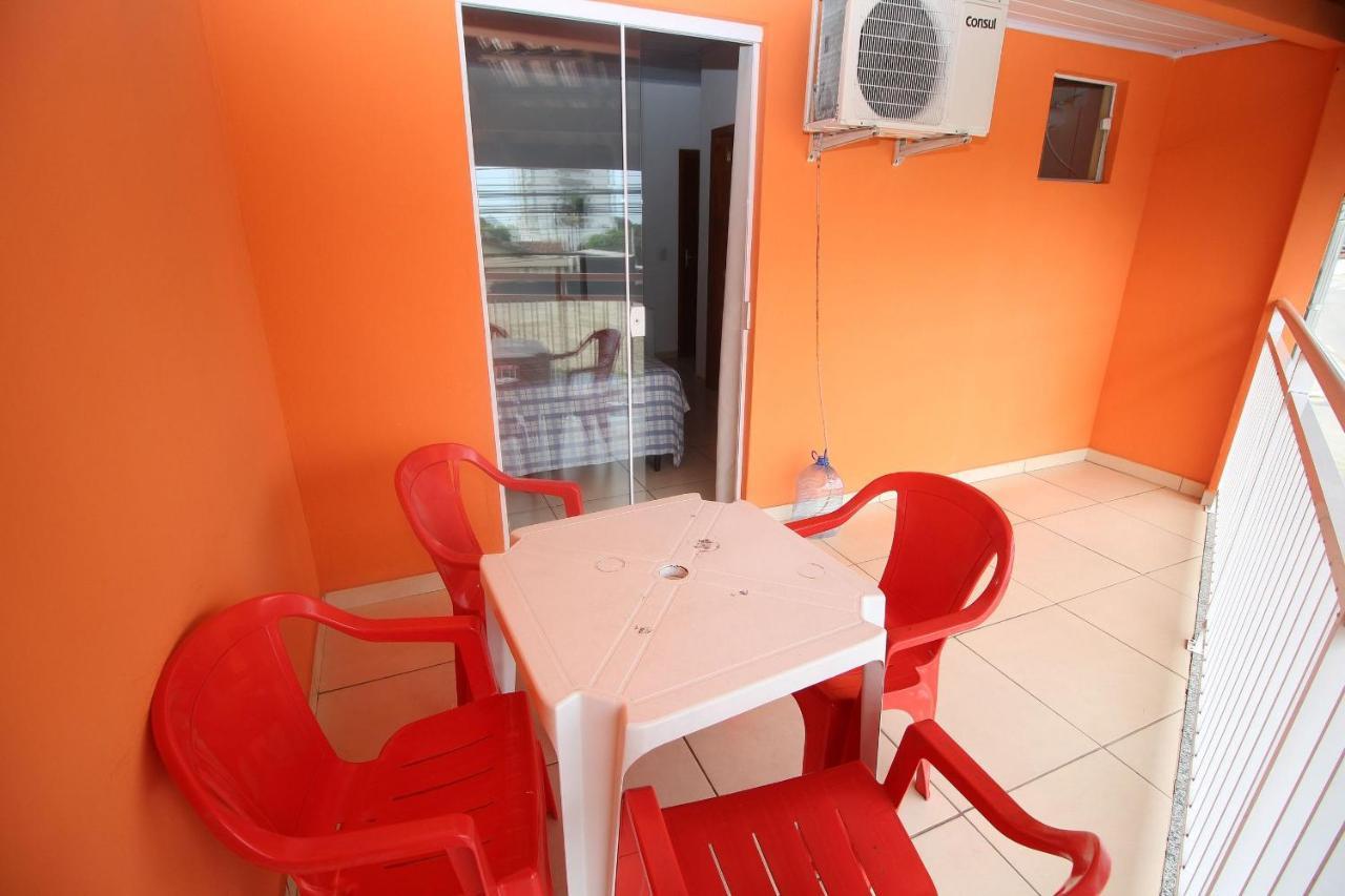 Pousada Praia Da Fortaleza 450 Metros Do Parque Beto Carrero Com Cafe Da Manha 佩尼亚 外观 照片